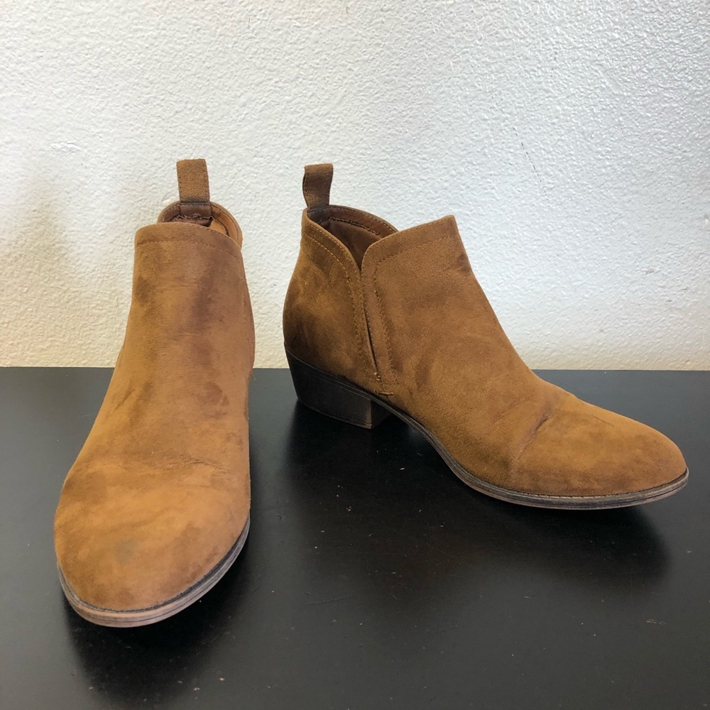 R2 Light Brown Faux Suede Heeled Ankle Boots